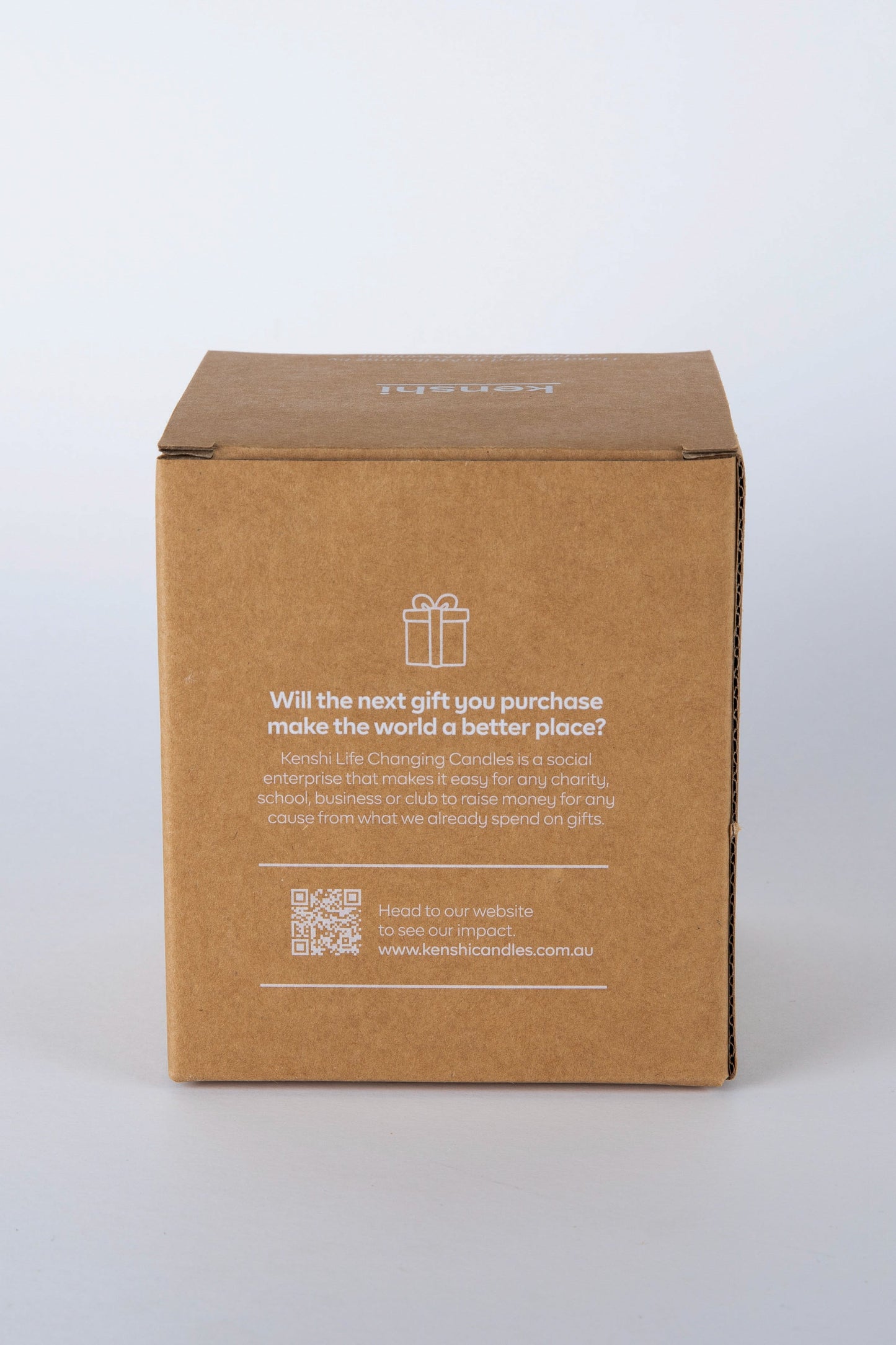 Cardamom & Tobacco 400g Candle (Pangerang)